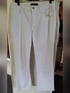 Not Your Daughter’s Jeans White Cropped Pants Size 10 Lift Tuck New